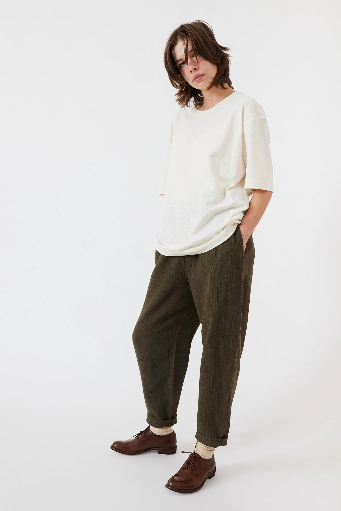 7115 by Szeki - Signature Elastic Pull-Up Trouser - Gauze Edition