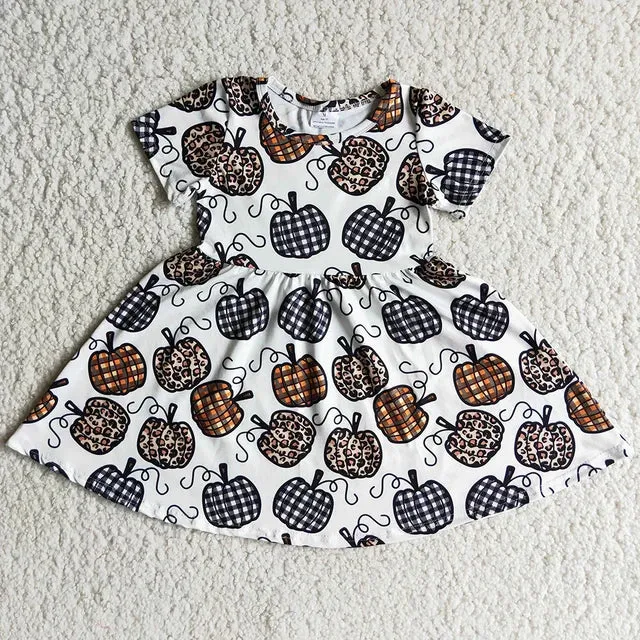 Black & White Plaid Pumpkin - Girls to 14/16 Autumn Dress