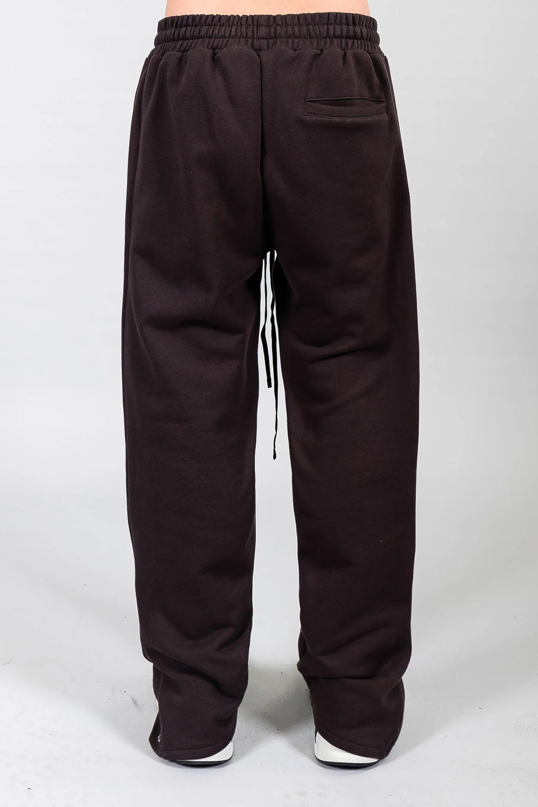 CHOCOLATE FLAP JOGGER