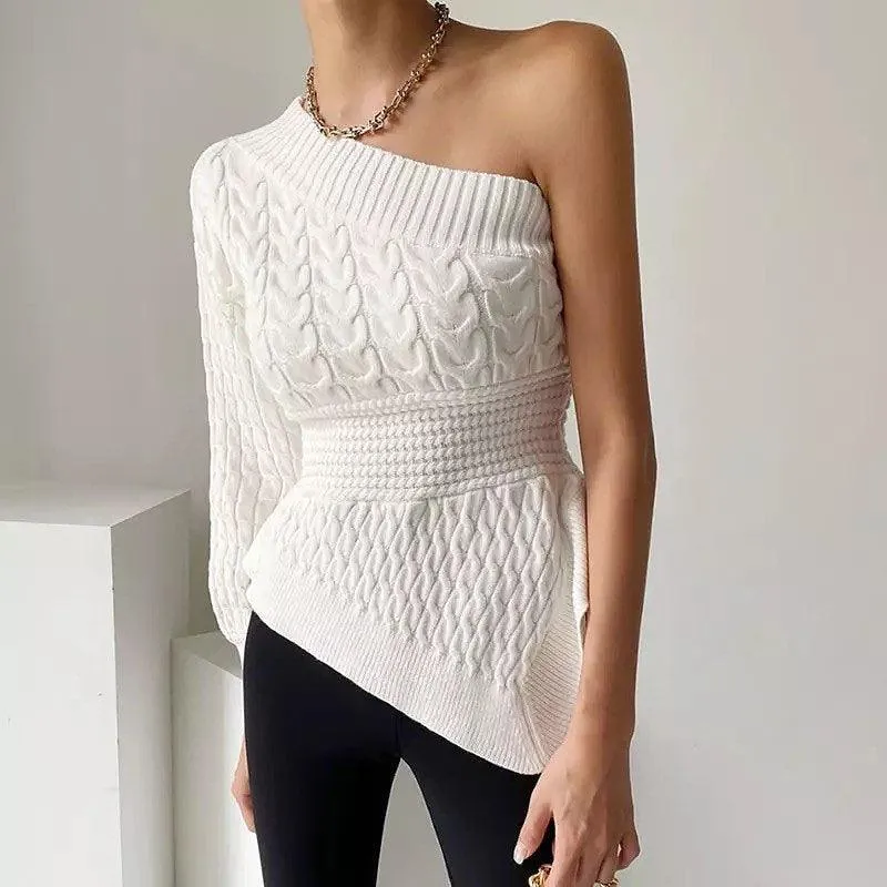 Clepa One shoulder sweater