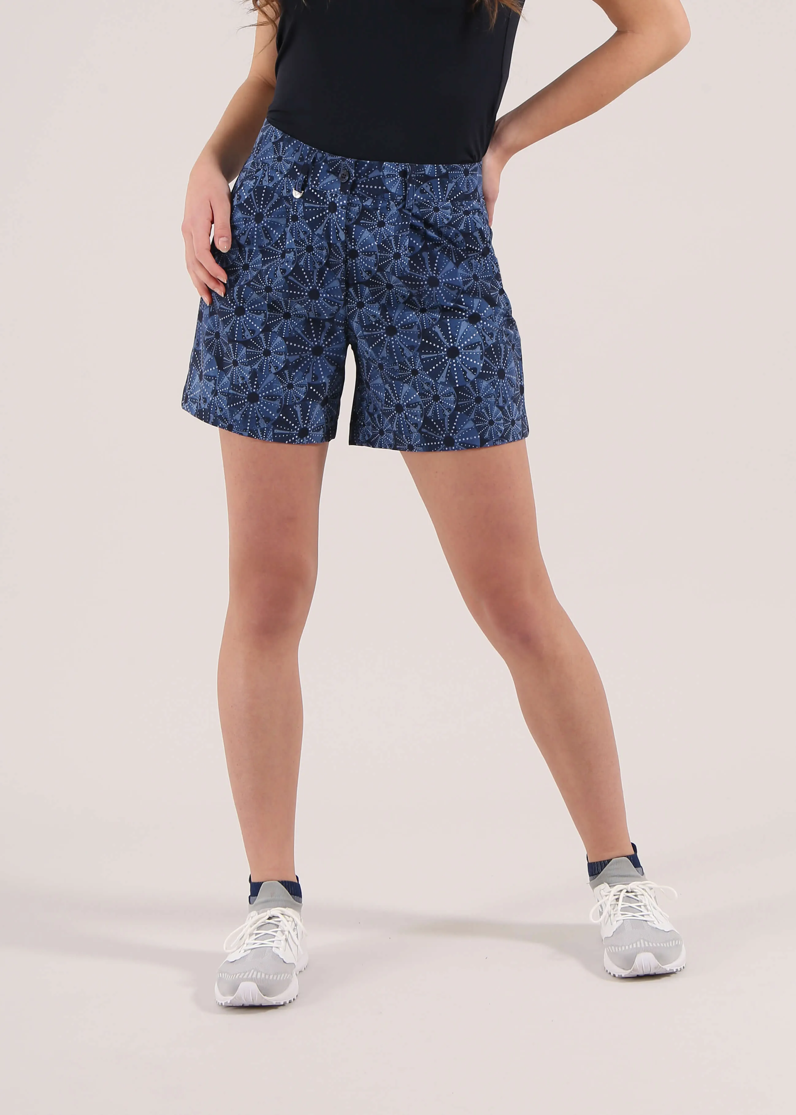 GO | LIGHTWEIGHT DRY-MATIC SHORT