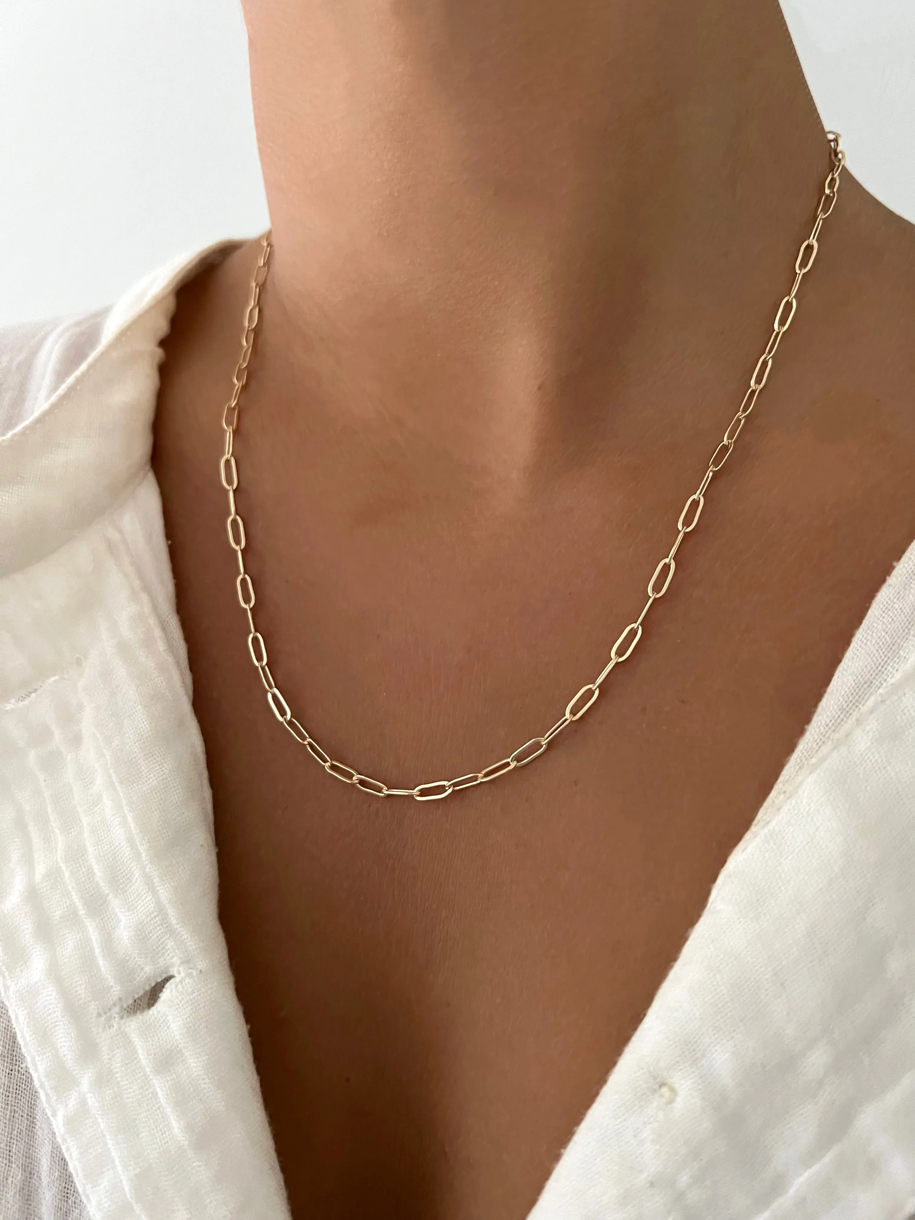 GOLD LINK NECKLACE