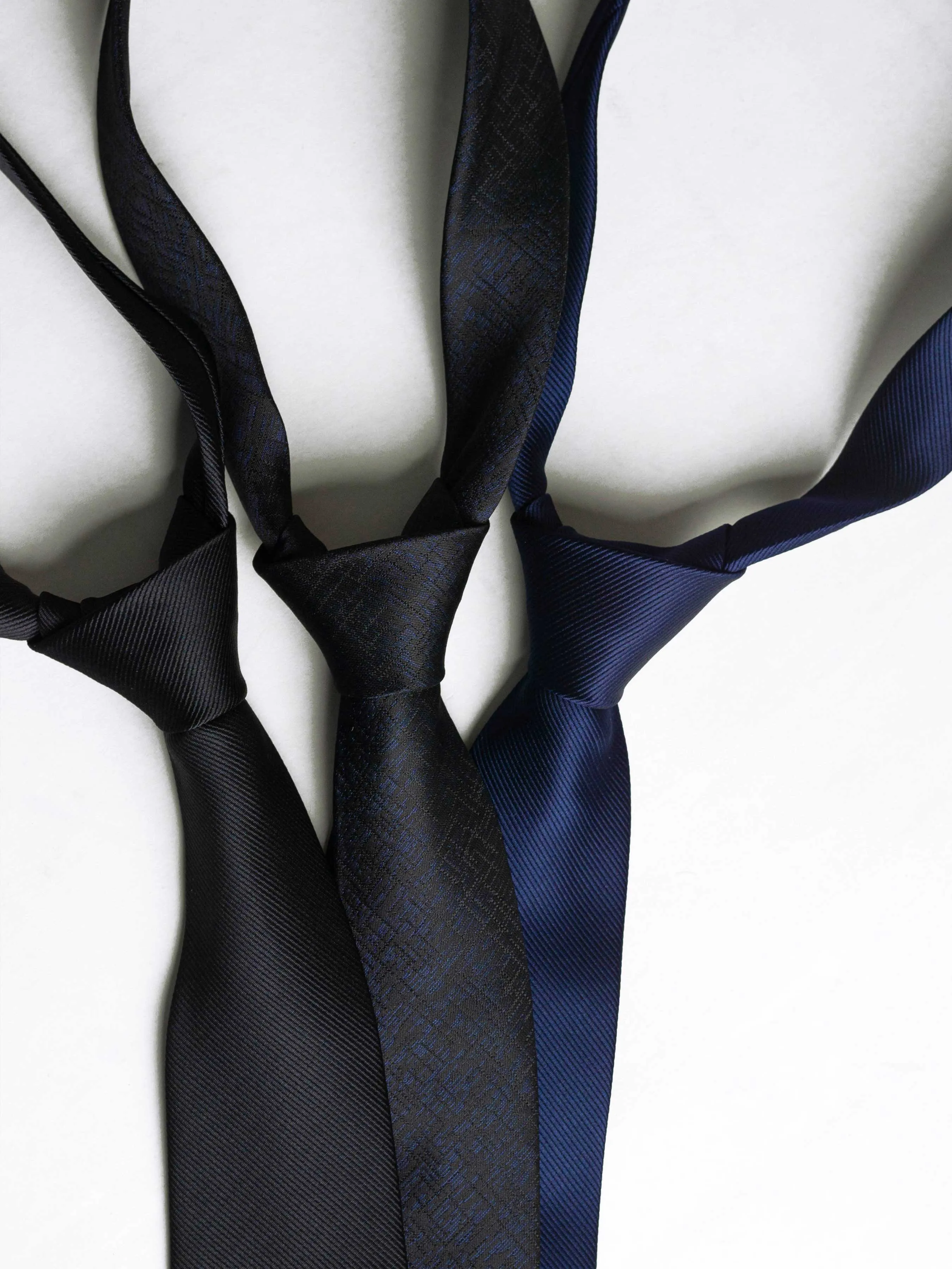 Grosgrain Solid Tie - Navy Blue