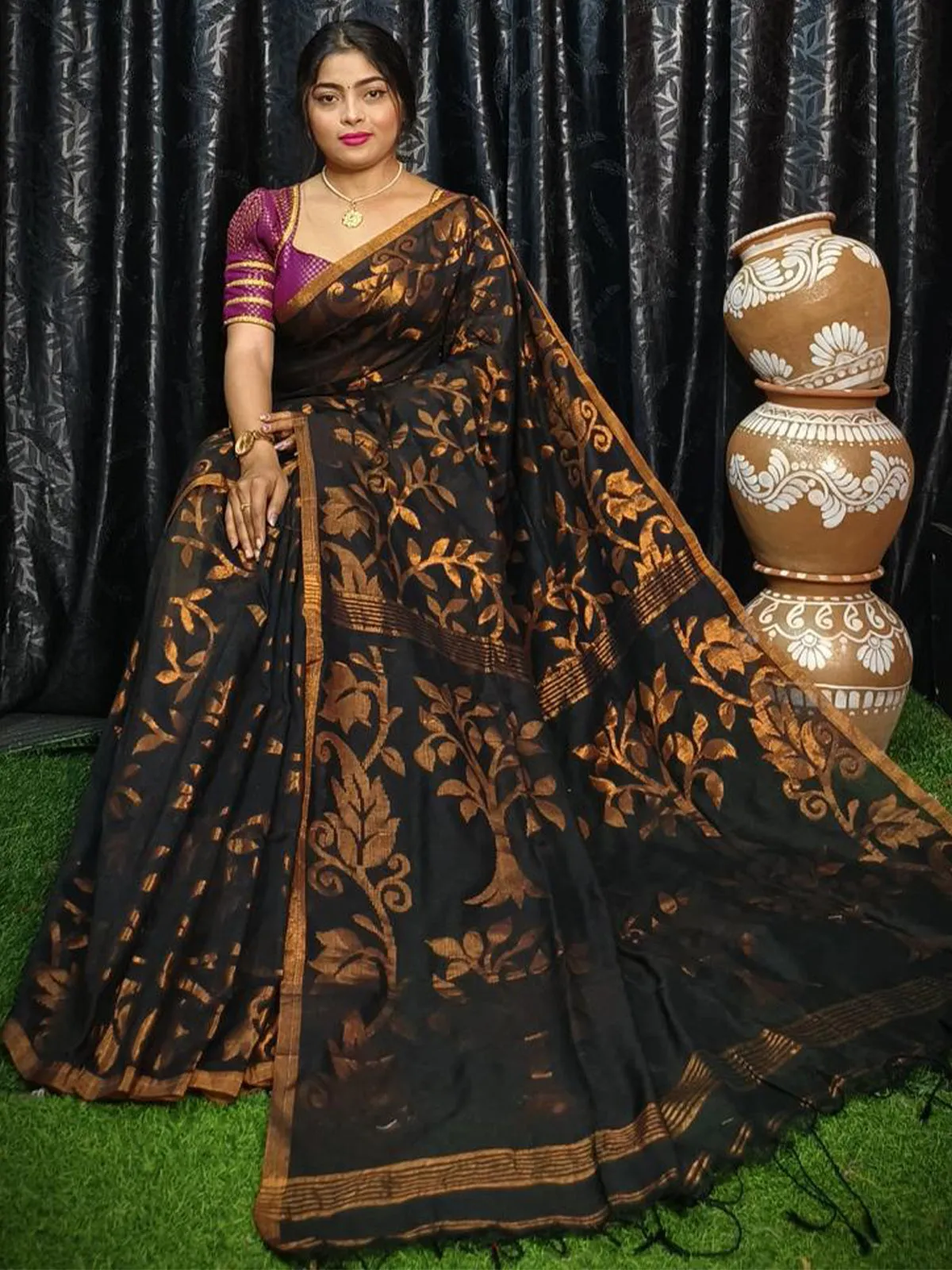 Odette Black Cotton Saree With Unstitched Blouse For Women