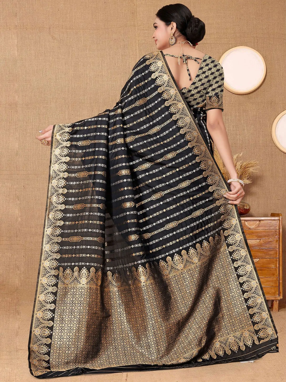 Odette Black Woven Banarasi Silk Saree With Unstitched Blouse For Women