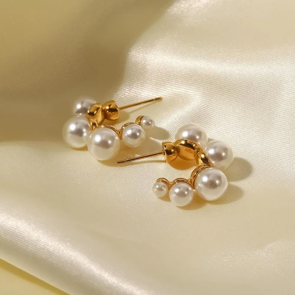 Women's Fashion Elegant Pearl Earrings